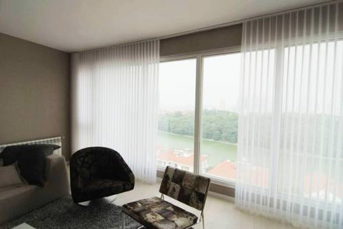 ���R��SD001